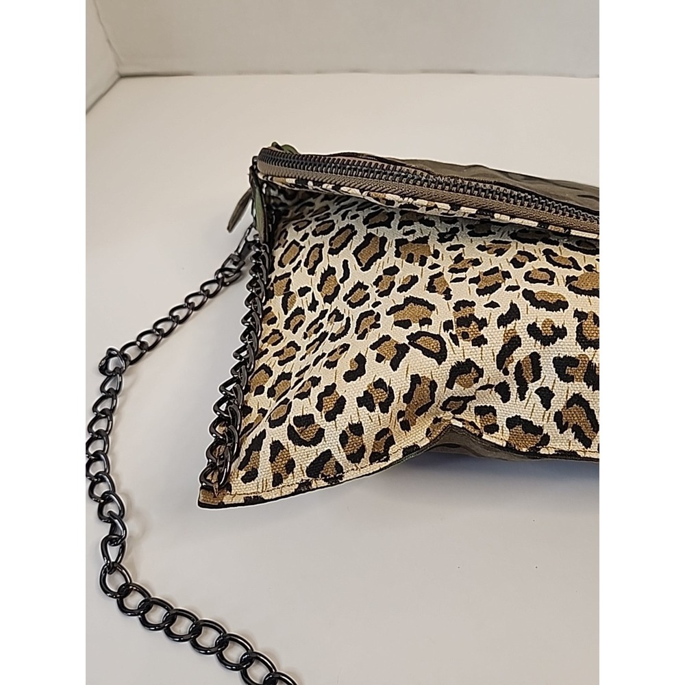 Deena & Ozzy Camouflage And Leopard Clutch Purse W/ Removable Chain Strap - Picture 2 of 16